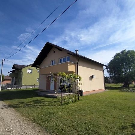 Gold Home Bosanska Gradiska Ngoại thất bức ảnh