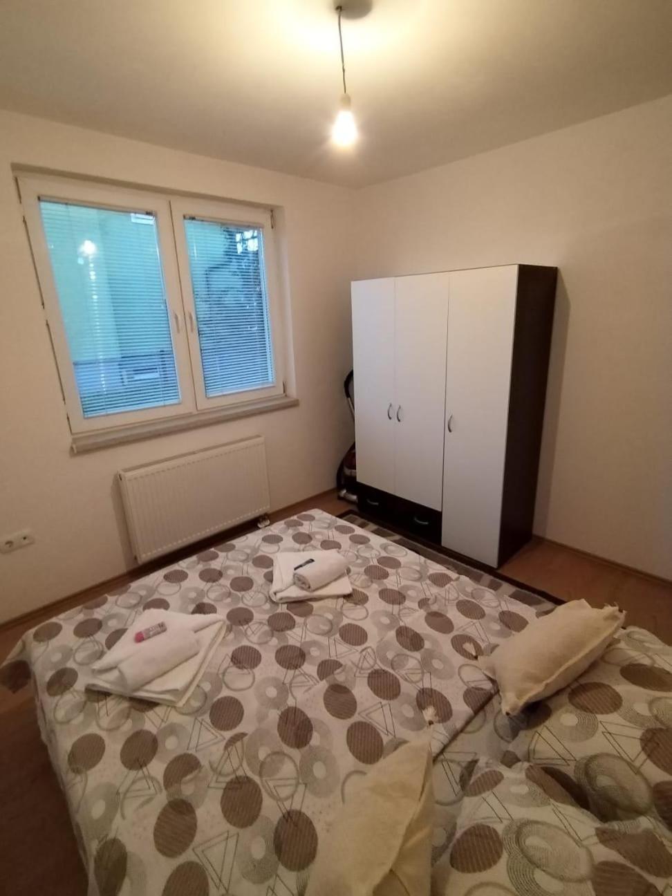 Gold Home Bosanska Gradiska Ngoại thất bức ảnh