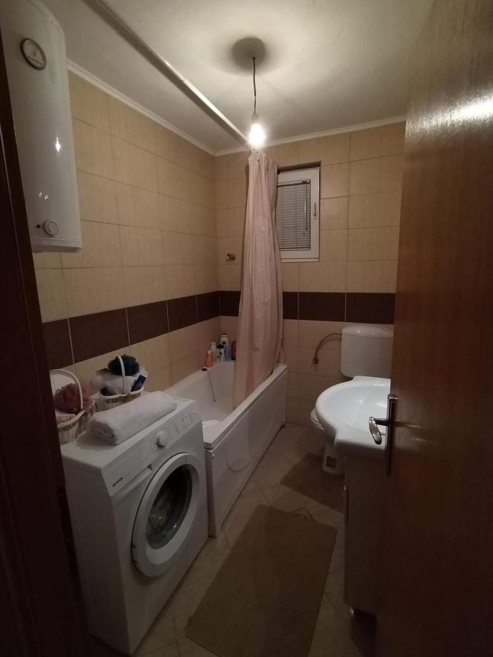 Gold Home Bosanska Gradiska Ngoại thất bức ảnh