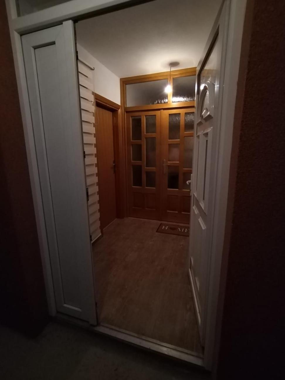 Gold Home Bosanska Gradiska Ngoại thất bức ảnh